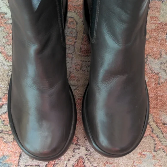 EVERLANE The Puffa Boot - Picture 8 of 16